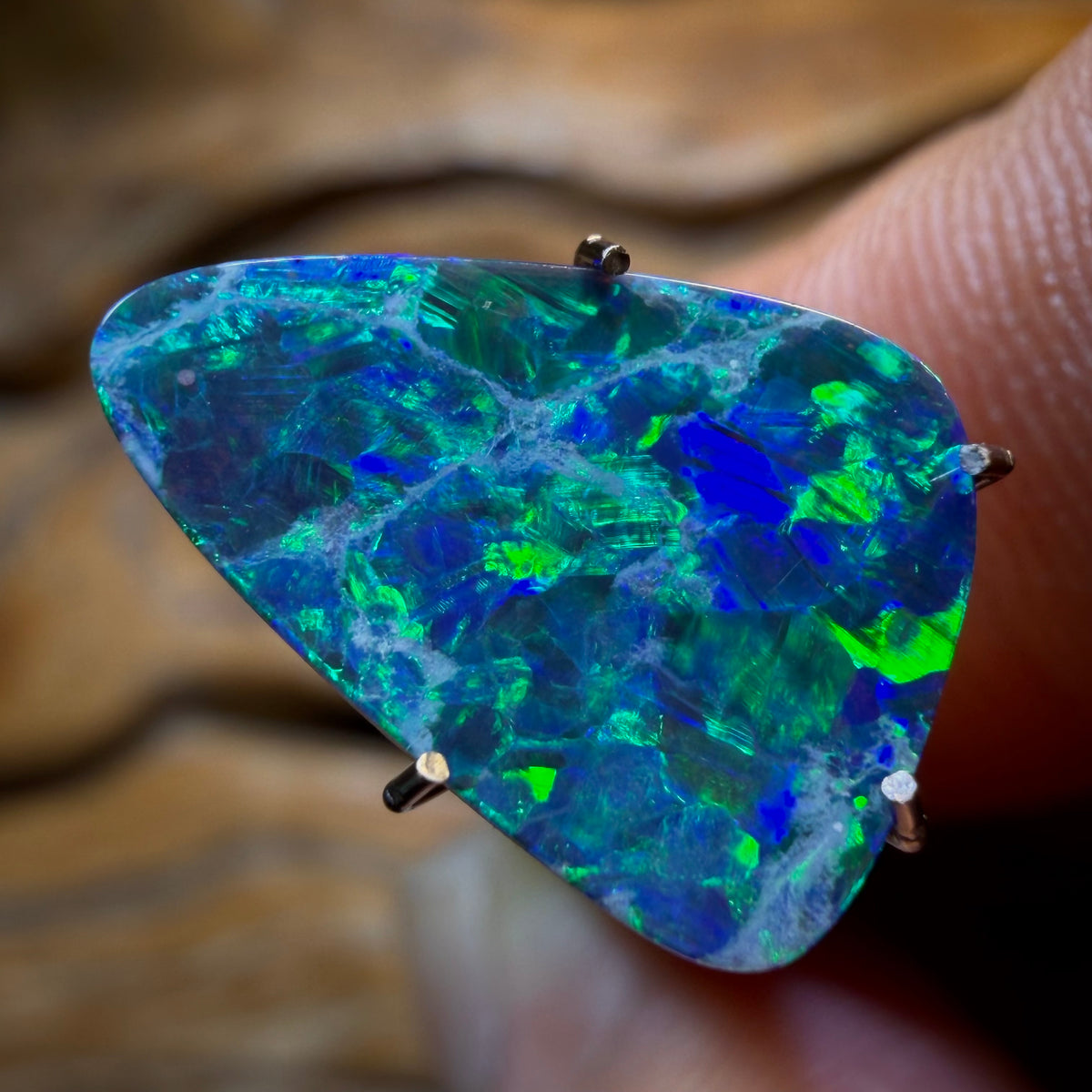 Dad Wildcard! 2.3cts - Top Australian Boulder Opal Doublet