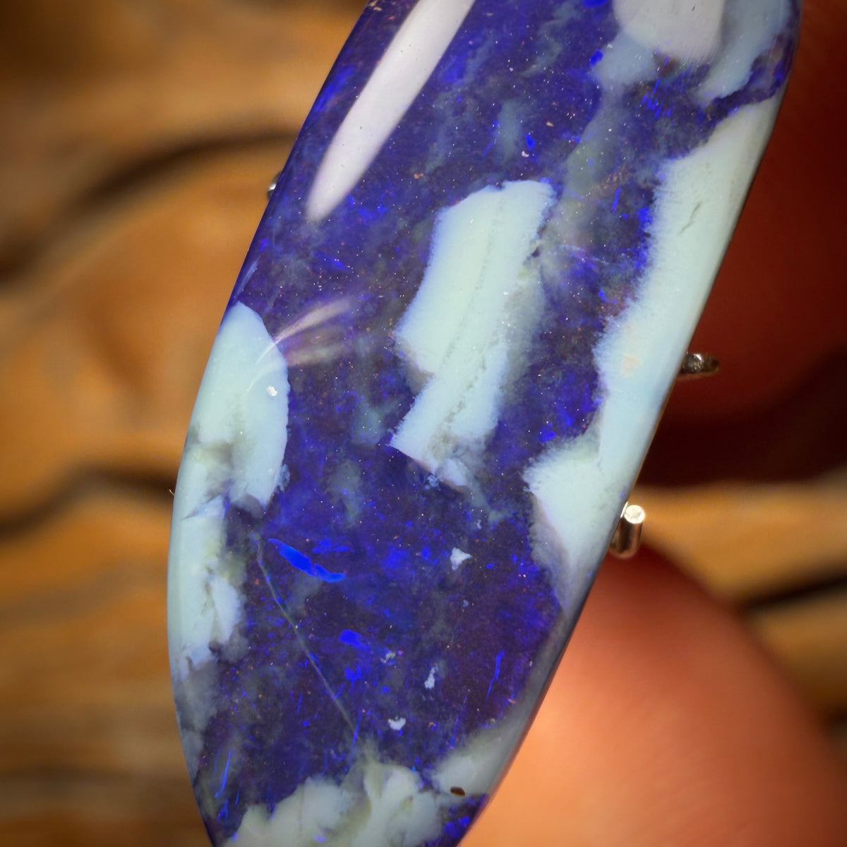 12.7cts - Ice Drift Queensland Boulder Seam Opal Picture Stone. Australian Opal