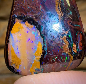 24.5cts - Tribal Queensland Boulder Opal from Koroit with Kernel