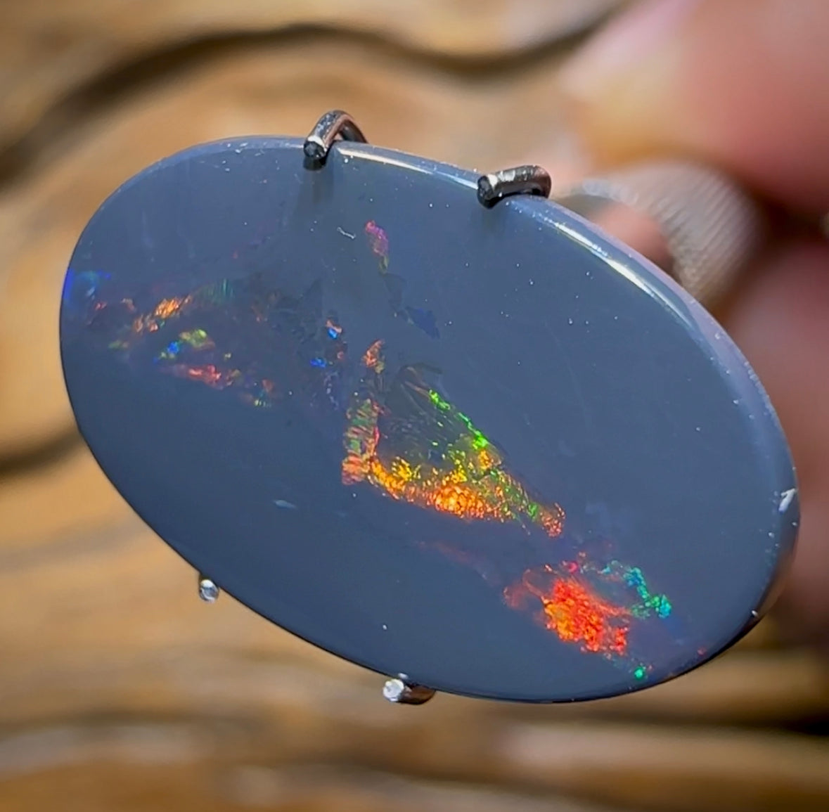 3.1cts - Australian Black Opal from Lightning Ridge - Opal Whisperers