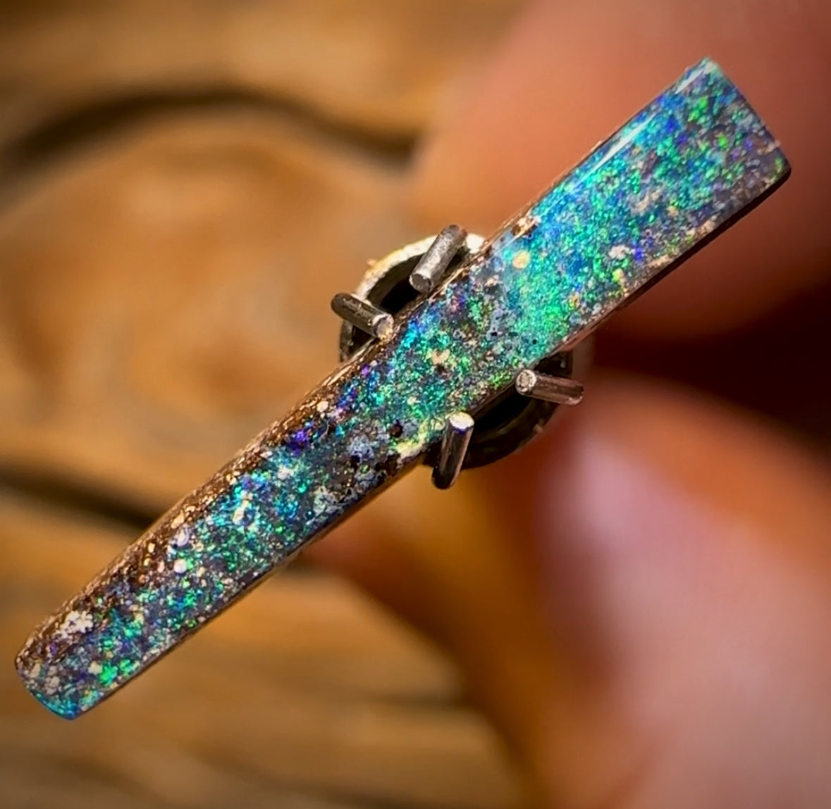 🔨 AUCTION 🔨 No Reserve 1.45cts - Queensland Boulder Seam Opal