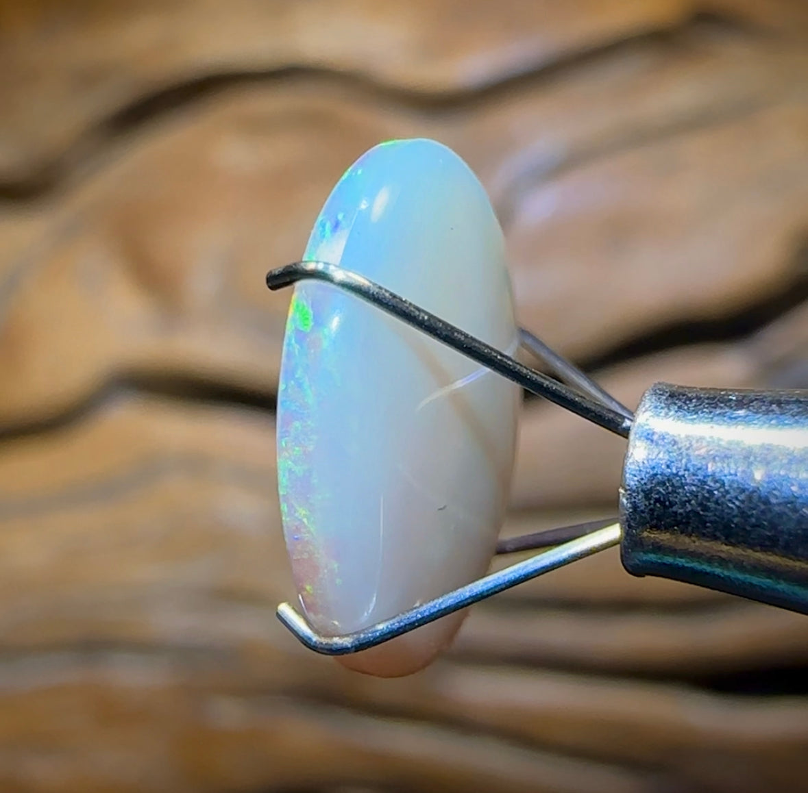 3.15cts - Lightning Ridge Crystal Opal - Opal Whisperers