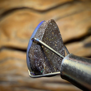 🔨 AUCTION 🔨 No Reserve 3.1cts - Old School Australian Boulder Opal Doublet. RECUTTERS DELIGHT