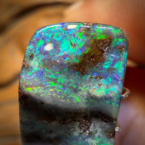 8.3cts - “The Wave”Queensland Boulder Seam Opal