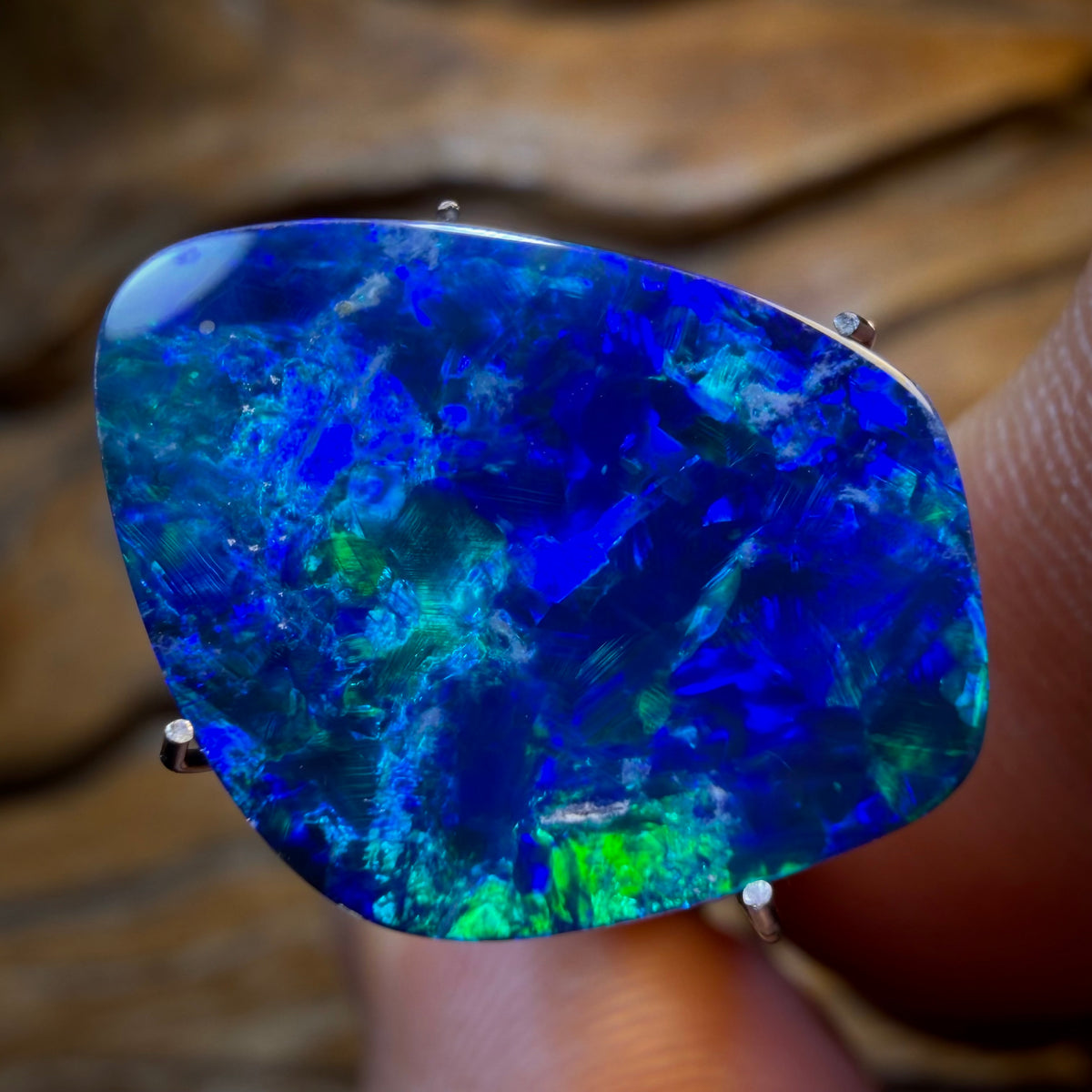 5.9cts - Australian Boulder Opal Doublet