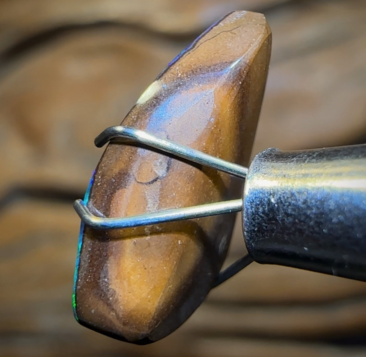 3.5cts - Magnificent Blue Queensland Boulder Seam Opal from Winton