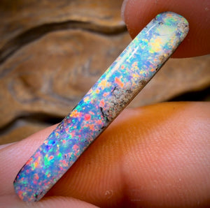 10.1cts - GEM Queensland Boulder Seam Opal. Red Multicolours!