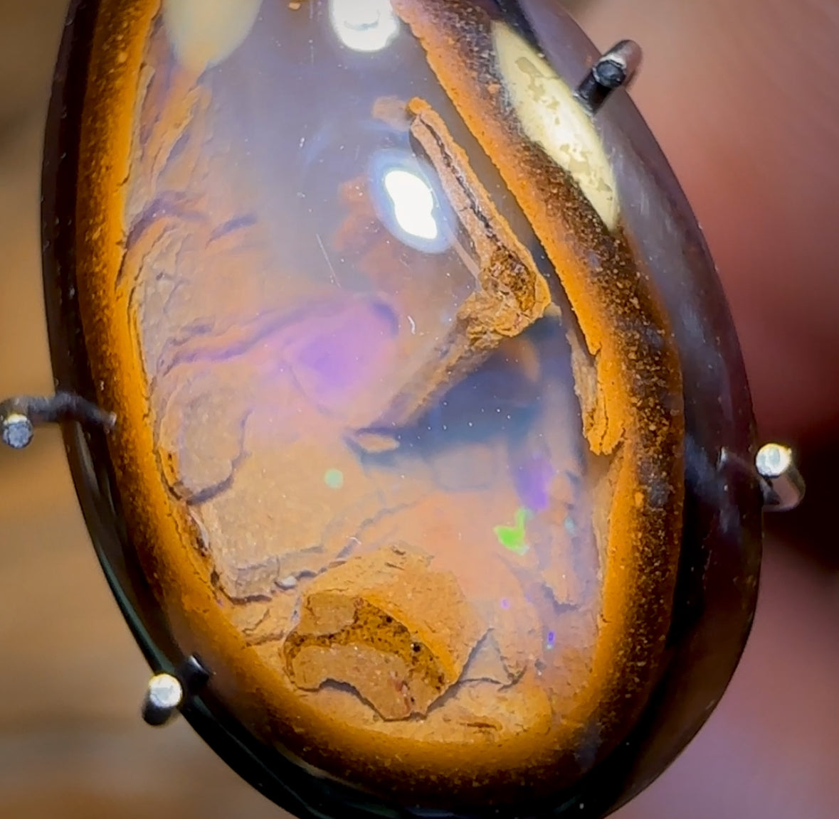 5.25cts - RARE Yowah Nut Crystal Centre Opal