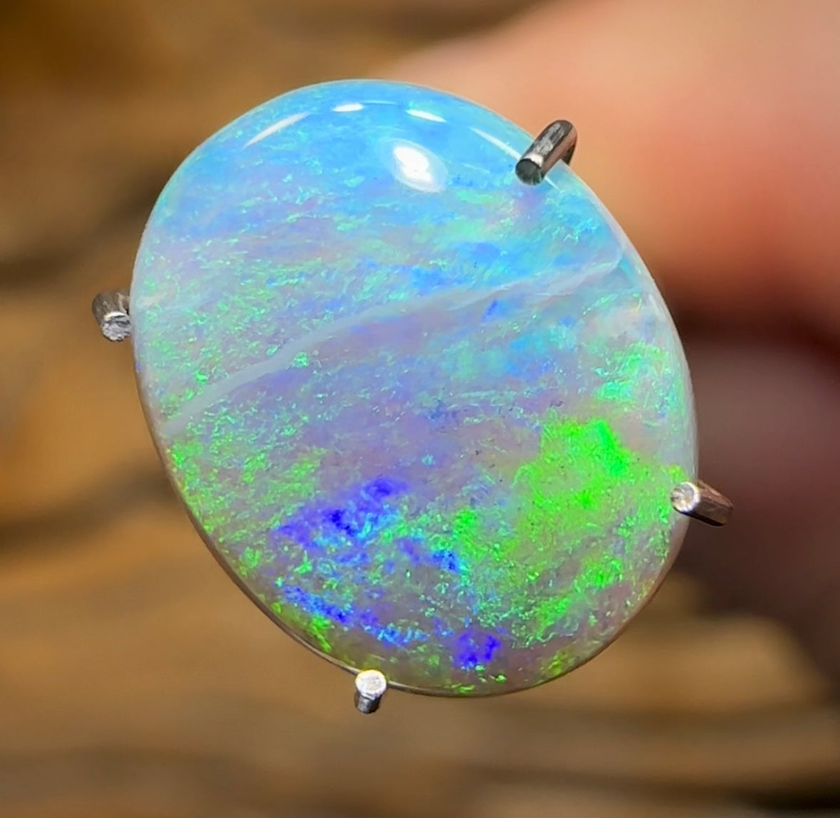 1.6cts - Australian Black Opal from Lightning Ridge - Opal Whisperers