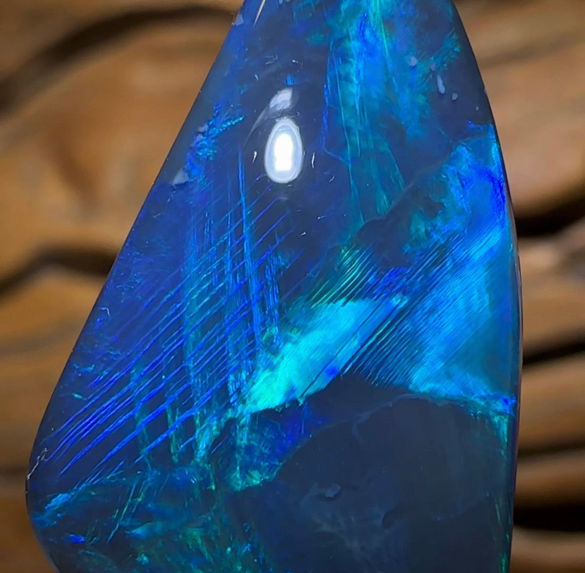 17.8cts - TOP GEM Black Opal from Lightning Ridge - Opal Whisperers