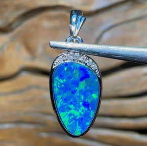 14k White Gold - Queensland Boulder Doublet Opal Pendant with Diamonds - Opal Whisperers