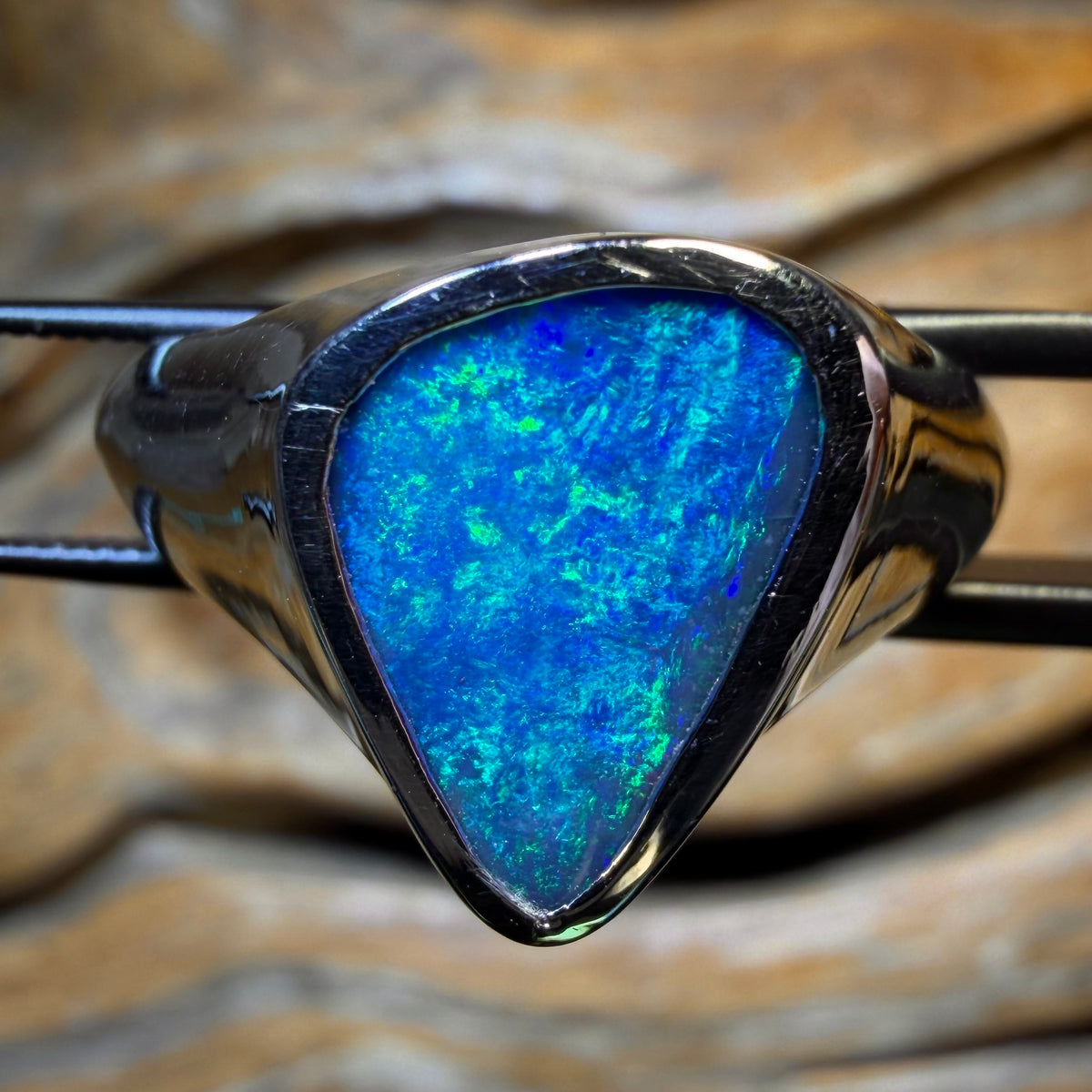 Sterling Silver - Large Queensland Boulder Opal Doublet Ring. MEN / UNISEX