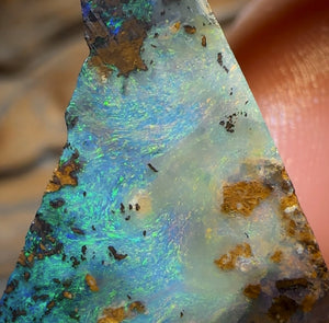 26.4cts - Queensland Boulder Seam Opal Rub