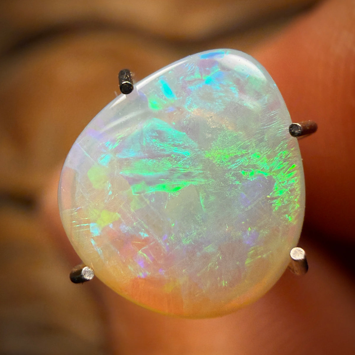 1.7cts - Lightning Ridge Light Opal