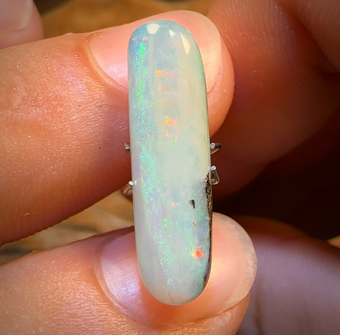 5.9cts - “Opal Tube” Queensland Boulder Seam Opal