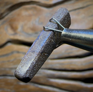 7.6cts - “Red Flash Family”Queensland Boulder Seam Opal