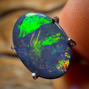 1.8cts - Gem Lightning Ridge Black Opal
