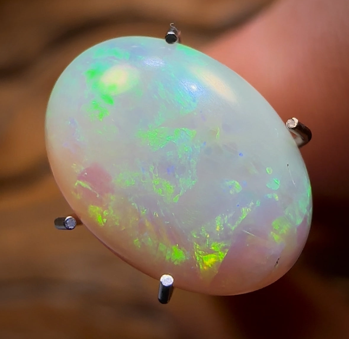 2.12cts - Lightning Ridge Light Opal