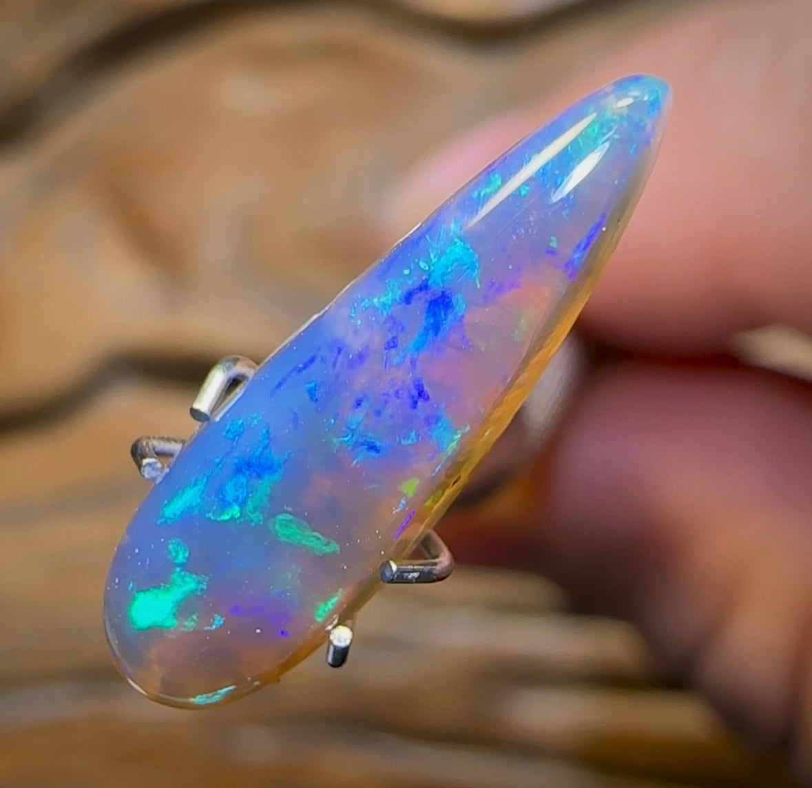 2.6cts - Lightning Ridge Black Crystal Opal - Opal Whisperers