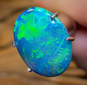 1.9cts - Lightning Ridge Black Opal Doublet. Old School - Opal Whisperers