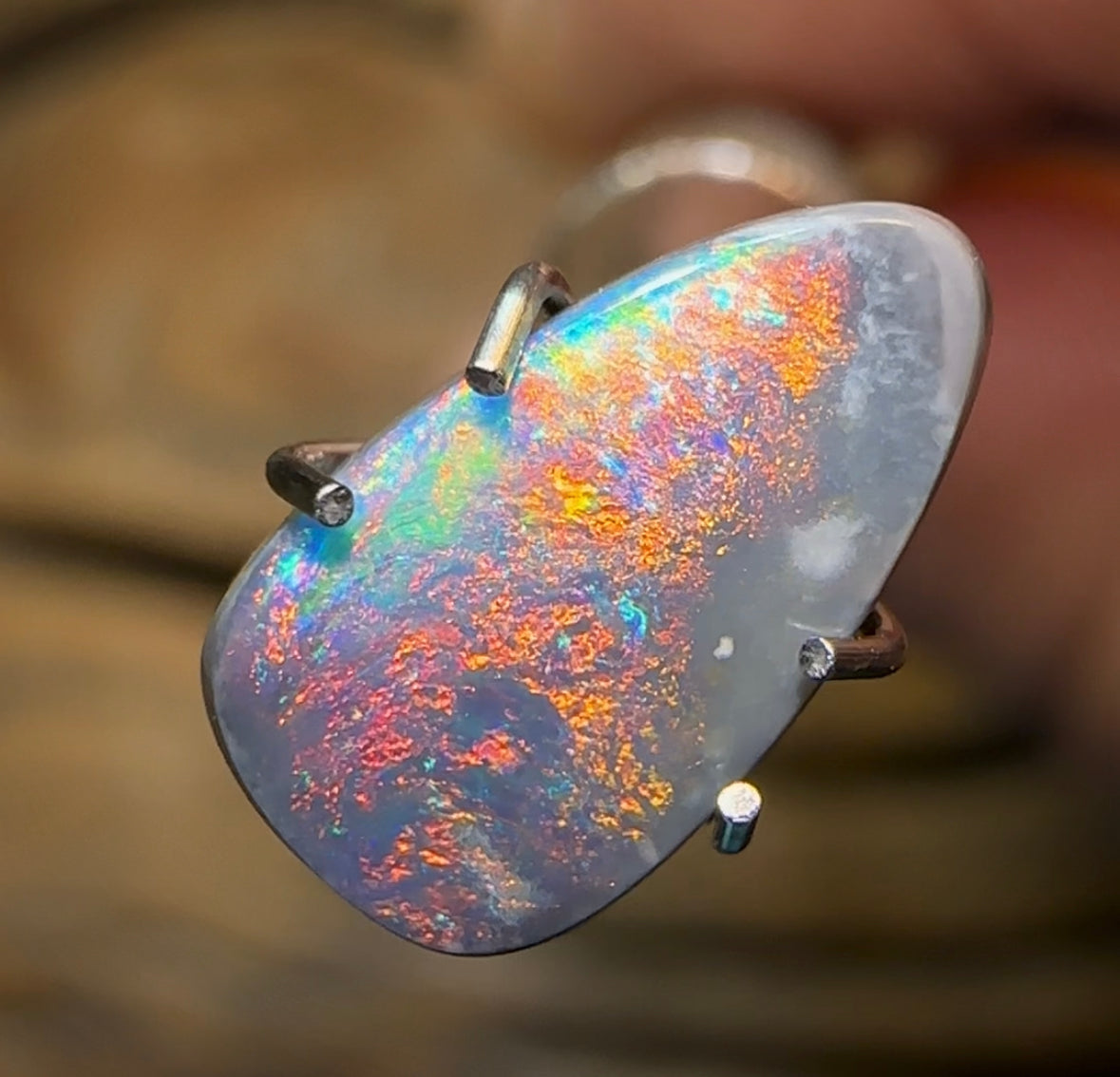 0.8cts - Solid Lightning Ridge Black Opal - Opal Whisperers