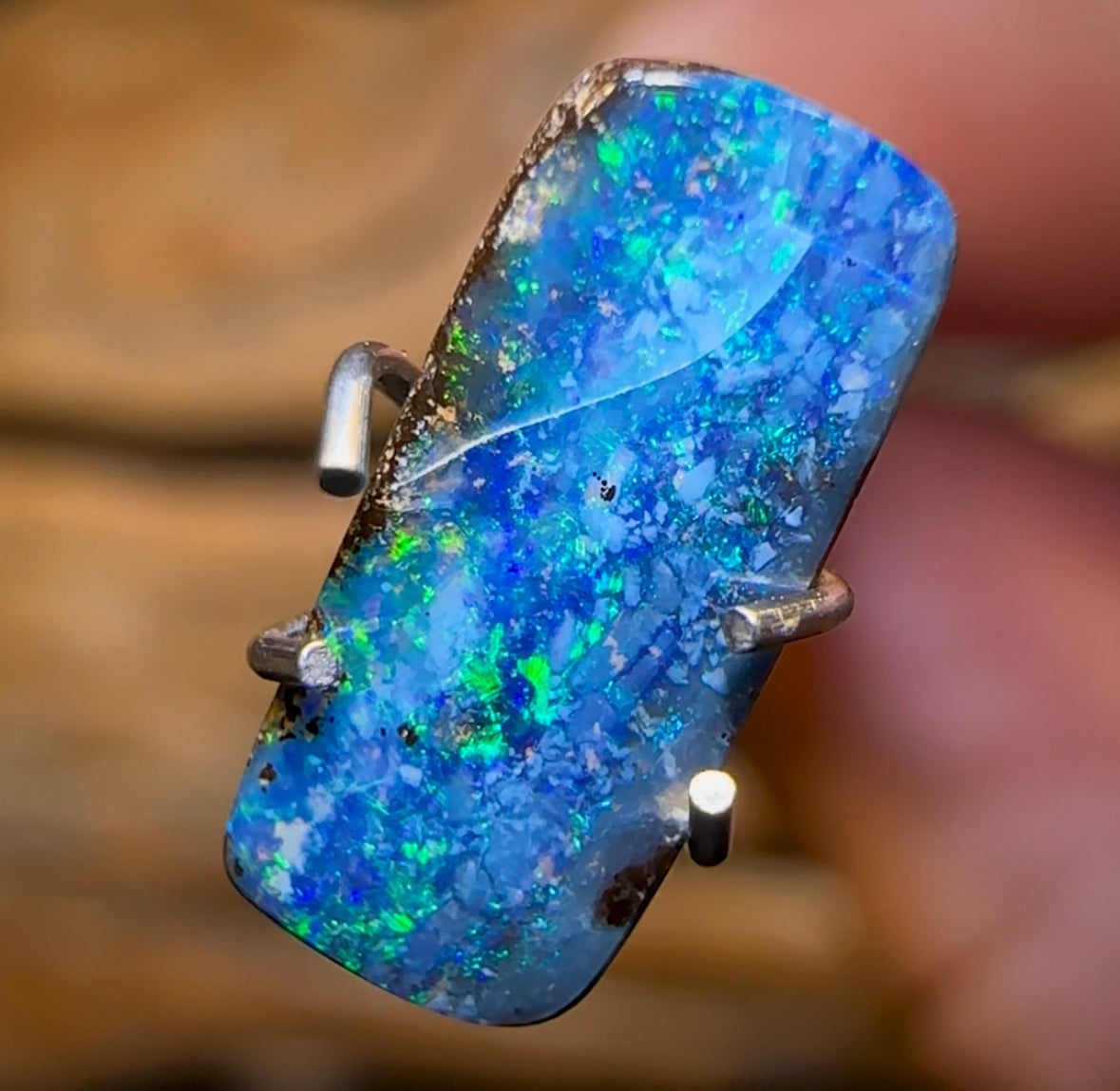 0,95 ct - Opale de filon de Boulder australienne BONNE AFFAIRE