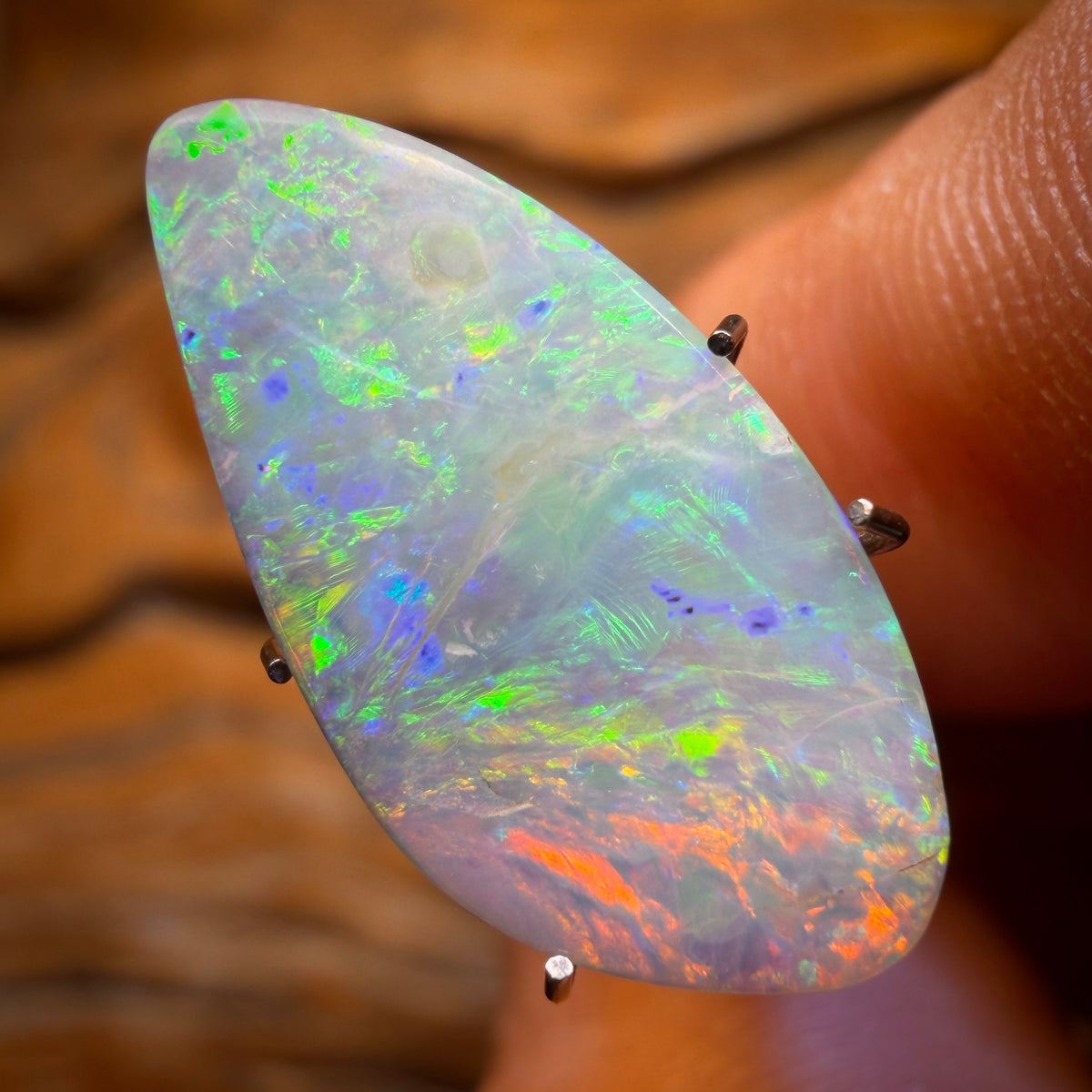 Bargain Card! 3.9cts - Australian Boulder Opal Doublet