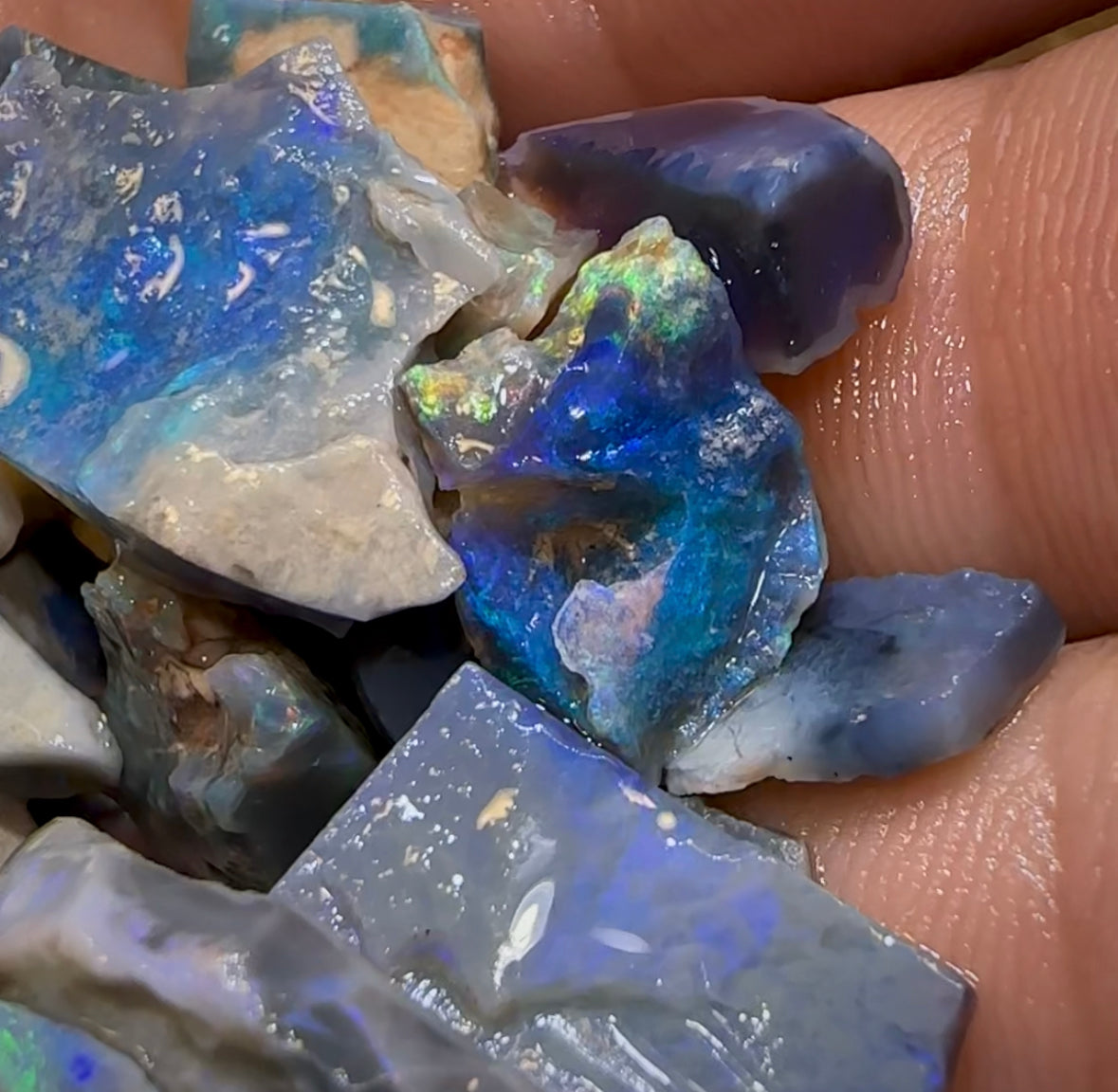 95.9cts - 30x Lightning Ridge Crystal, Dark and Black Opal Rough Parcel - Opal Whisperers