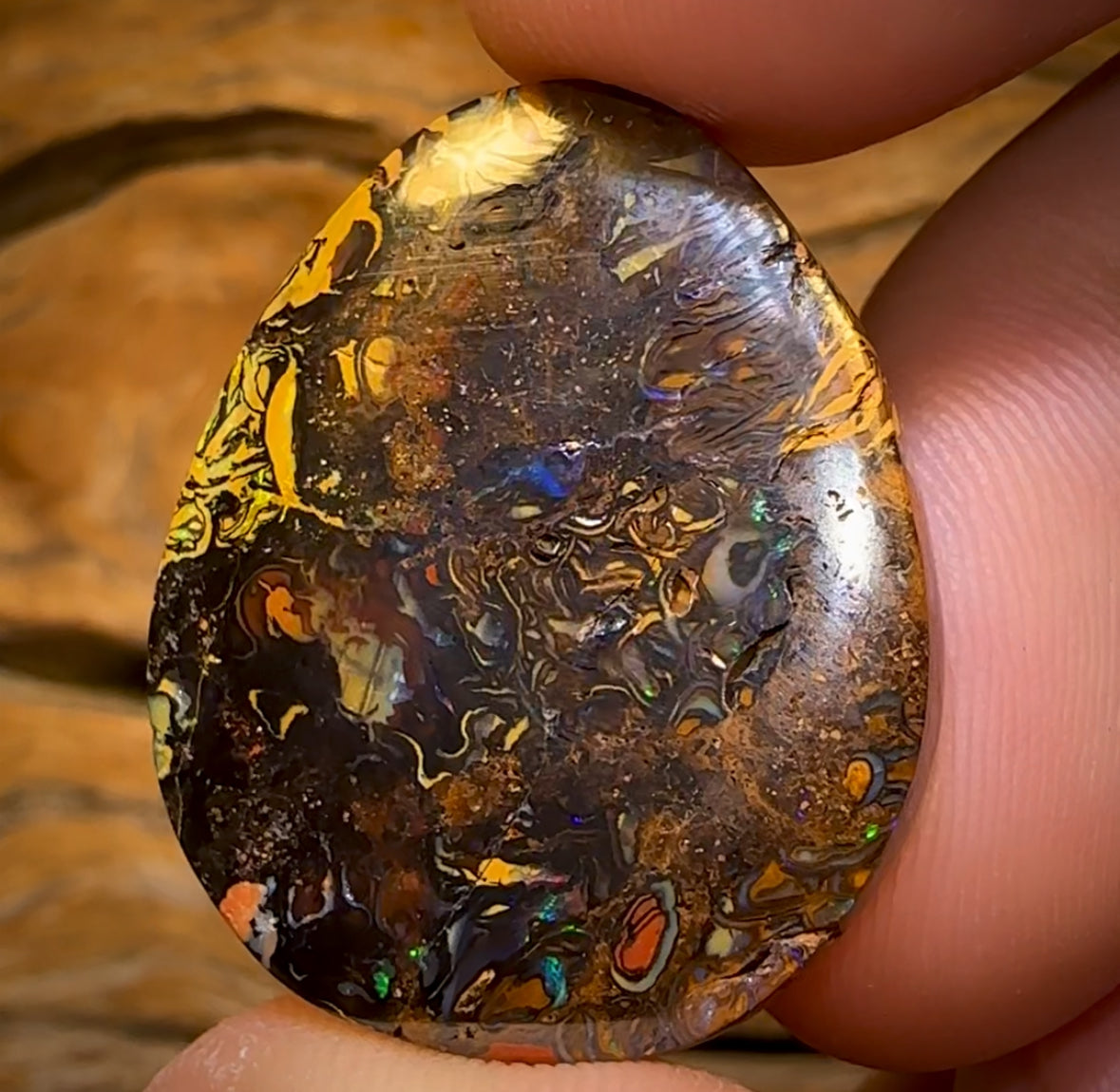 43.9cts - Wow Tribal Australian Boulder Picture Opal