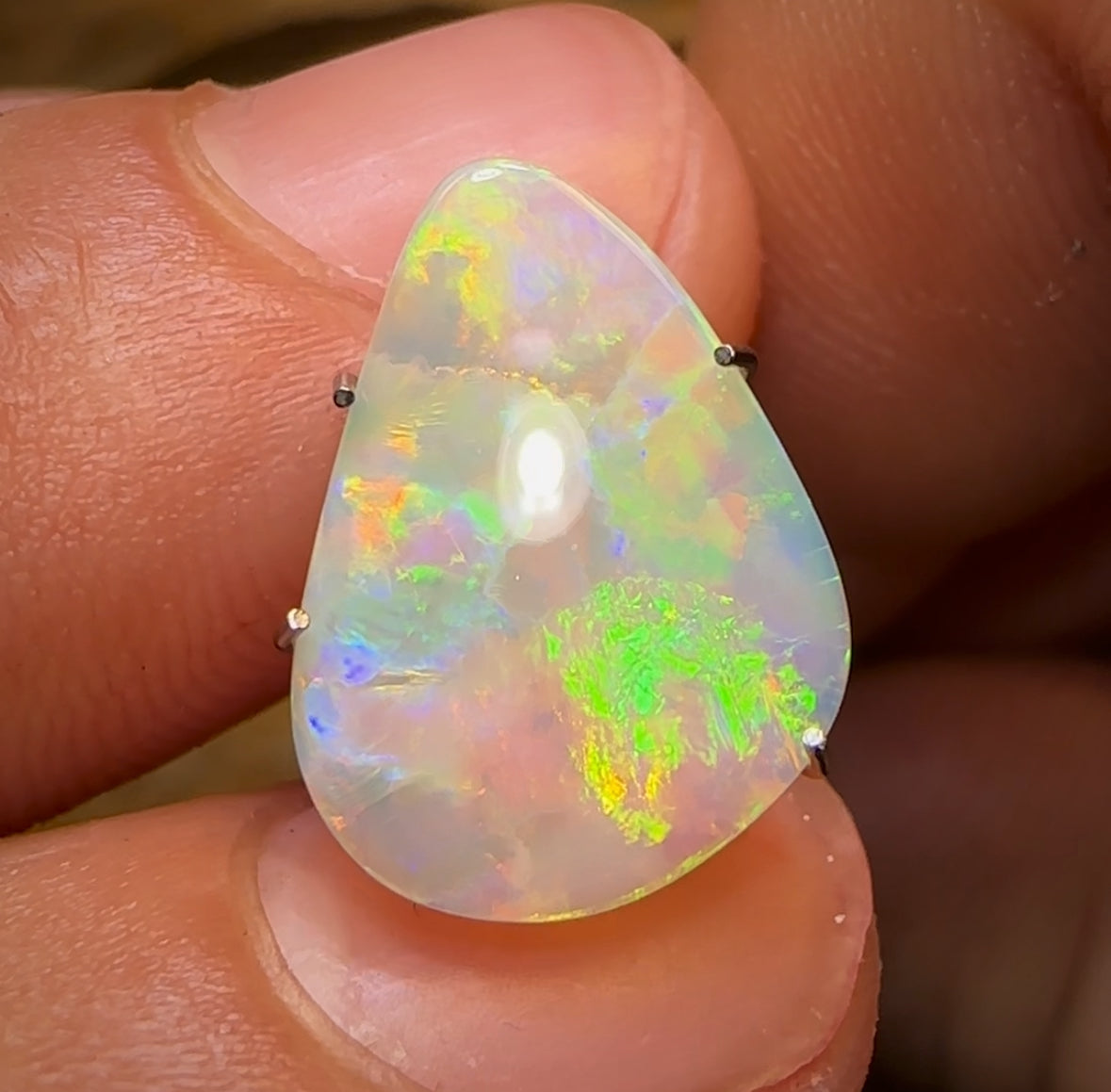 2.55cts - Top South Australian Crystal Opal