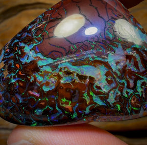 197.1cts - “Dragon Heart” — Double-Sided Masterpiece Australian Boulder Opal from Koroit