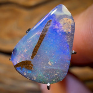 2.7cts - Solid Australian Boulder Opal