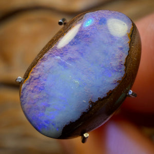 4.2cts - Queensland Boulder Seam Opal from Winton