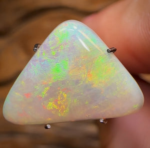 3.2cts - South Australian White Opal