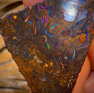 55,1 ct – Rohstück aus einem Boulderopal der Stammesbevölkerung von Queensland