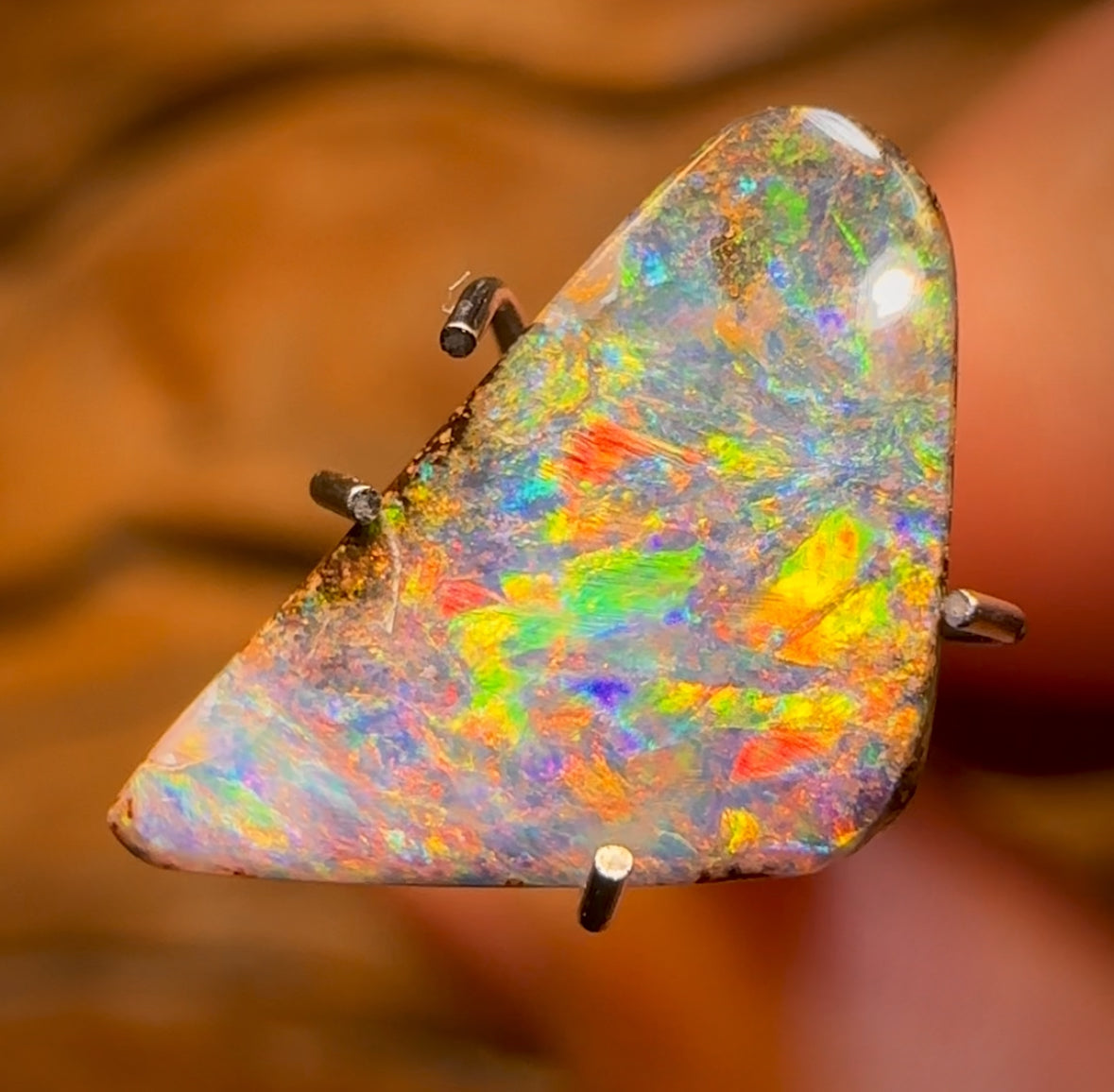 1.9cts - Queensland Boulder Seam Opal