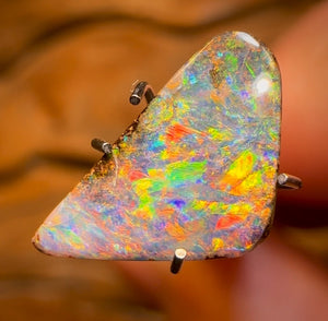 1.9cts - Queensland Boulder Seam Opal