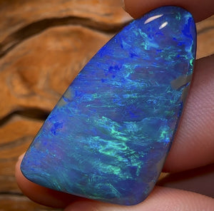 43.3cts - TOP GEM Queensland Boulder Seam Opal. Heritage Collection
