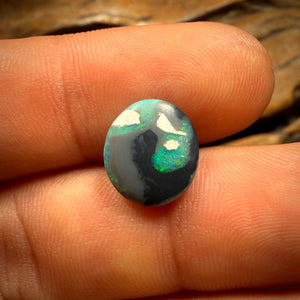 3.1cts - Lightning Ridge Dark Opal