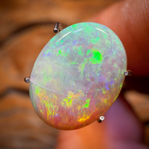 🔨 AUCTION 🔨  2.3cts - Lightning Ridge Crystal Opal Recutters Delight