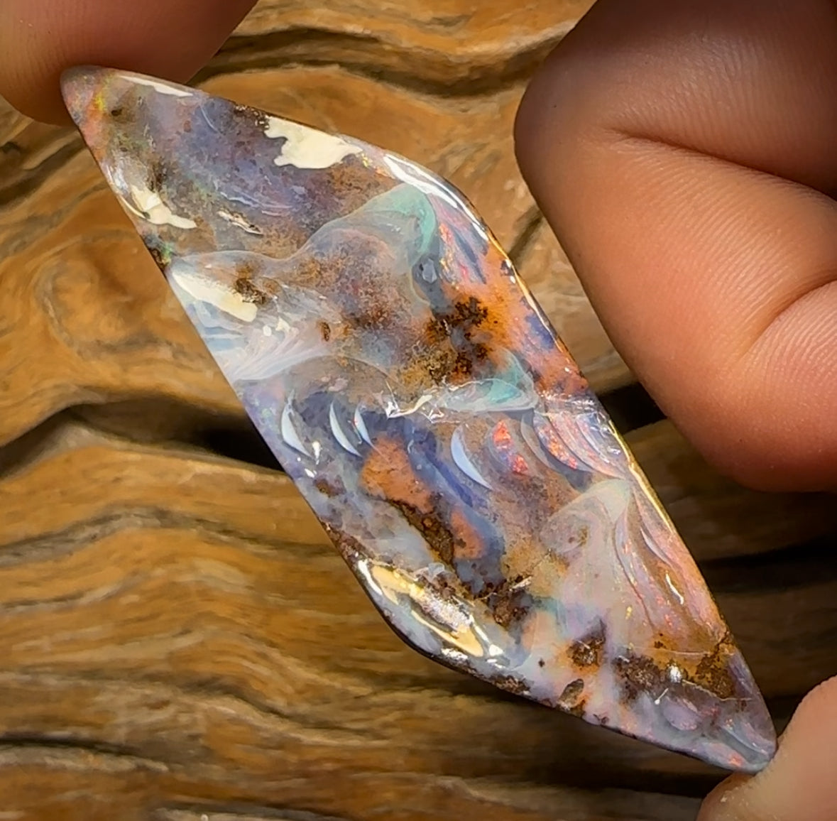 Auction Fall-Through = Your Gain! 🔥 Now More Than 50% Off RRP 🚨  131.2cts - Large Queensland Boulder Seam Opal