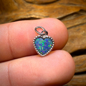 “Beading Heart” Queensland Boulder Opal Doublet Pendant. NEW Antique Style Beaded Design