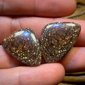 48,3cts - Stammes-Queensland-Boulderopal-Paar