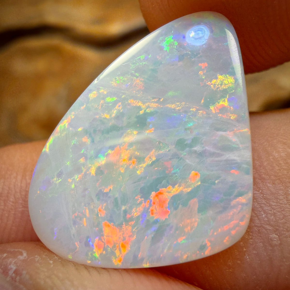 7.9cts - South Australian White Opal