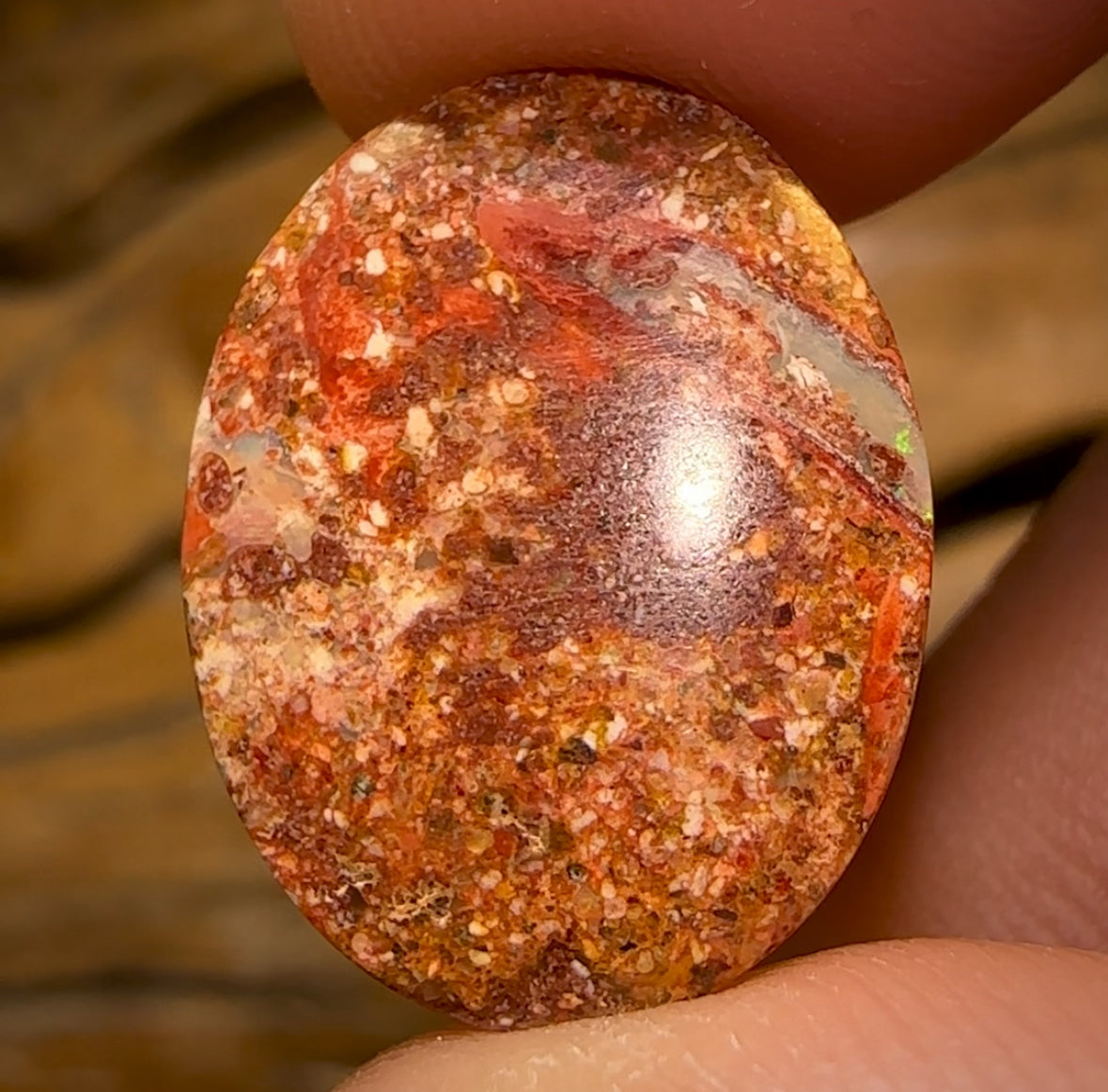 “Bubble” 7.1cts - Solid Australian Boulder Pipe Opal