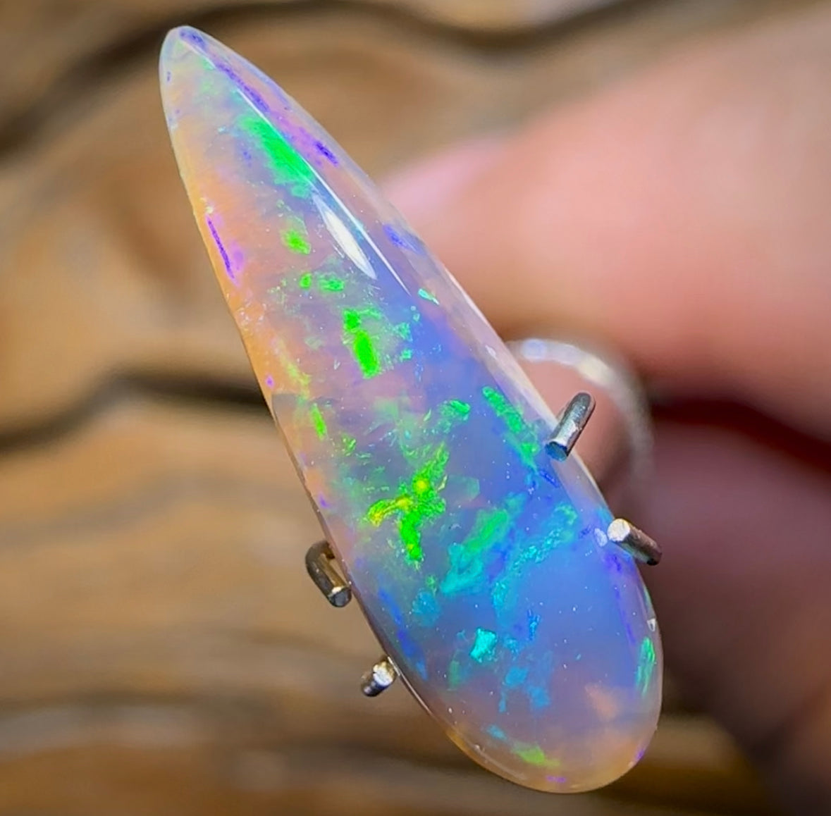 2.6cts - Lightning Ridge Black Crystal Opal - Opal Whisperers