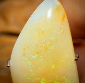 6.5cts - Very Old Rare Yowah Nut Pure Golden Yellow Crystal Opal