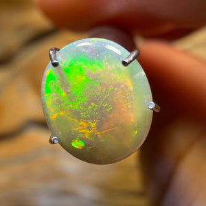 0.95cts - Top South Australian White Opal