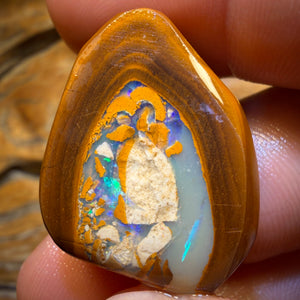 67,6cts - TOP Yowah Nut Kernel Opal Rub Doppelseitig! Präsentiert in 'OUTBACK OPAL HUNTERS'!!