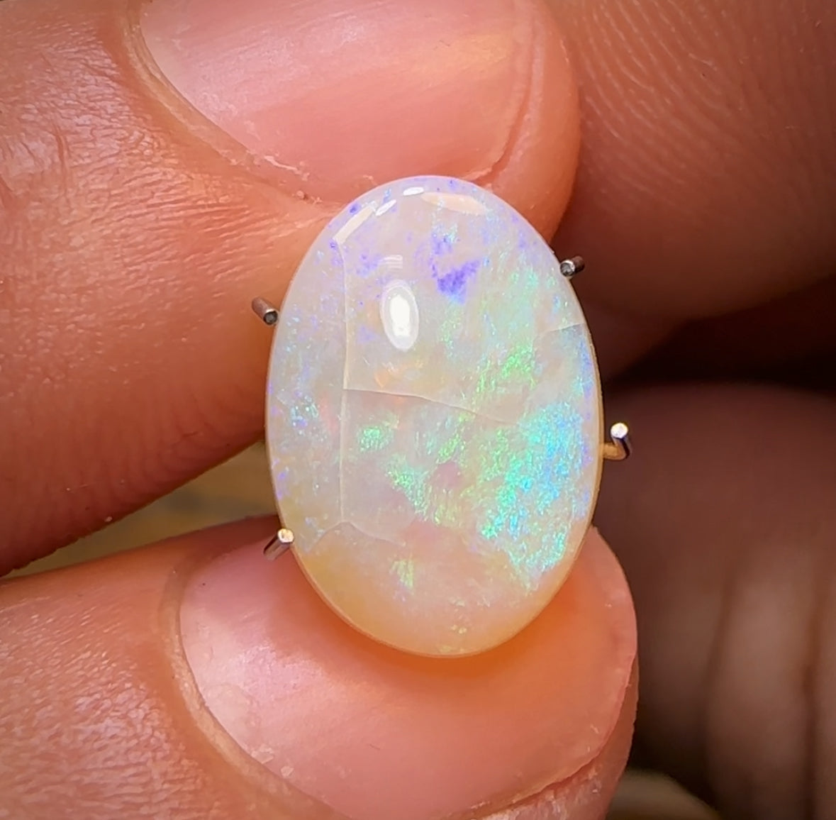 Auction Fall-Through = Your Gain! 🔥 Now More Than 50% Off RRP 🚨 3.15cts - South Australian Crystal Opal. RECUTTER’S DELIGHT